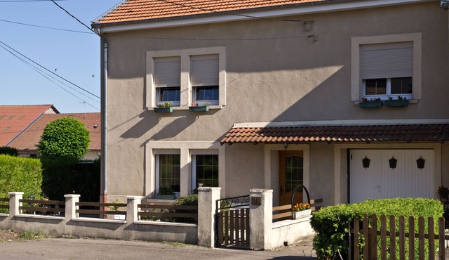 QUIET STUDIO IN THE COUNTRYSIDE, Pets welcome! Playroom,