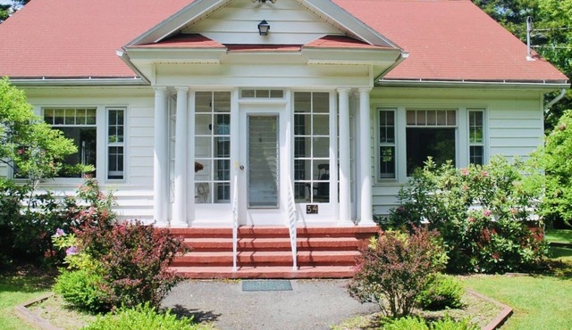 Quiet Tannersville Home on Golf Course 1.8 Acres