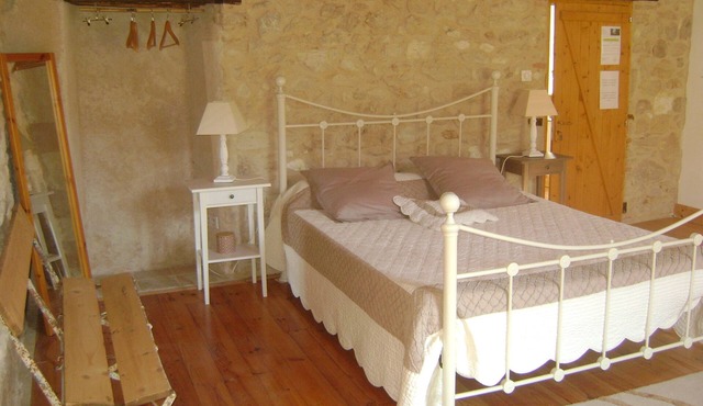 Quiet Tilleul guest house at "La Boriette" for nature lovers