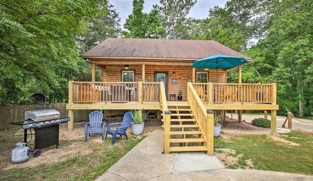 Quiet Tignall Getaway Near Lake w/Boat Dock