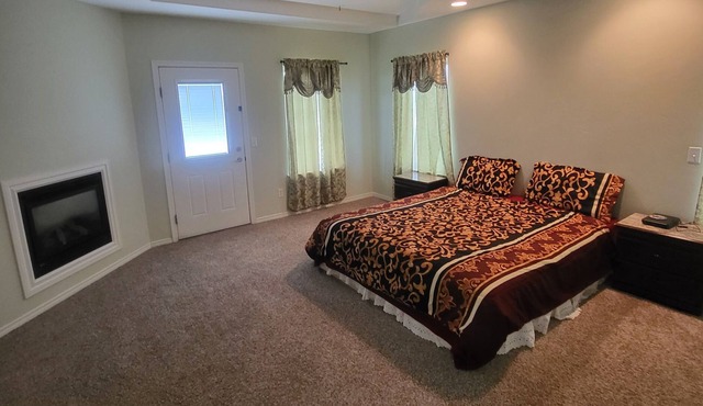 Quiet, vast,mountain views farm house where you and your family will enjoy
