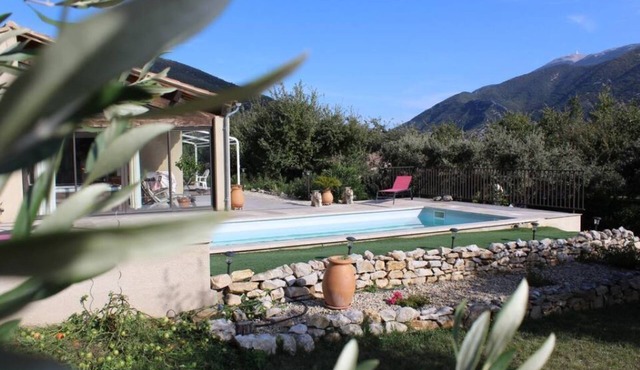 Quiet villa in Drôme provençale, at the foot of Mont Ventoux, Gorges du Toulourenc