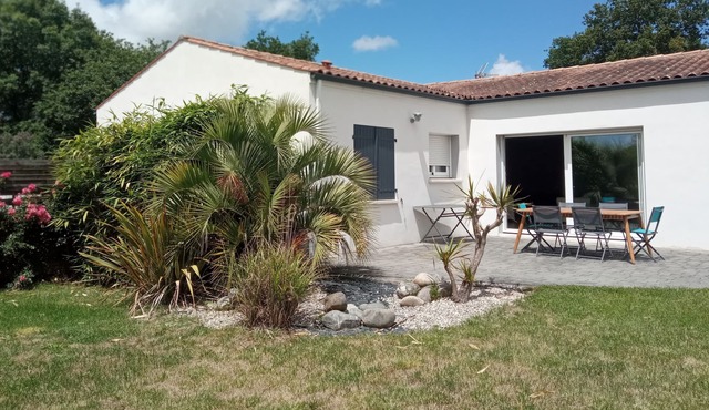 Quiet villa in the countryside near the sea 6 people