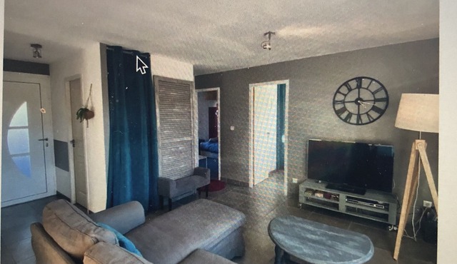 quiet villa with pool