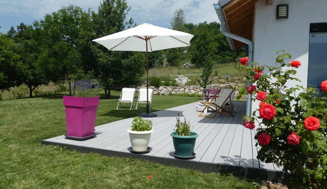 Quiet villa with superb views