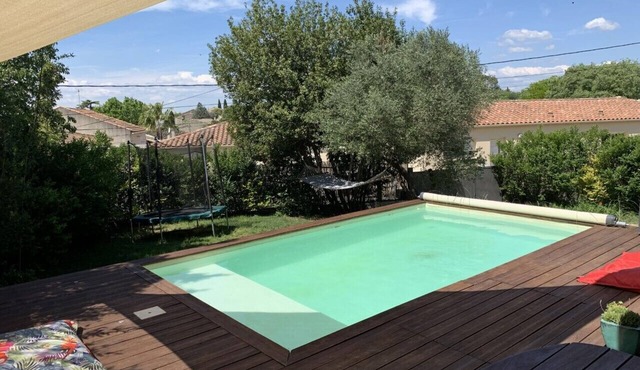 Quiet villa with swimming pool and garden