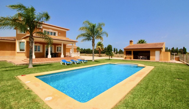Quiet Villa with wifi and air conditioning Finca Las Ranas