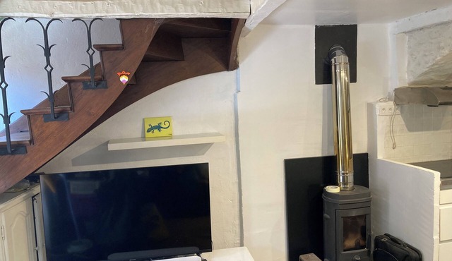 Quiet village house close to river and walks