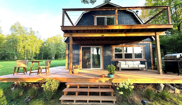 Quiet Waterfront Cabin Retreat · Large Private Pond, Hot Tub & Room to Roam!
