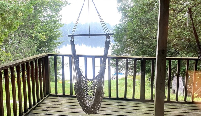 Quiet Waterfront Cottage near Parry Sound