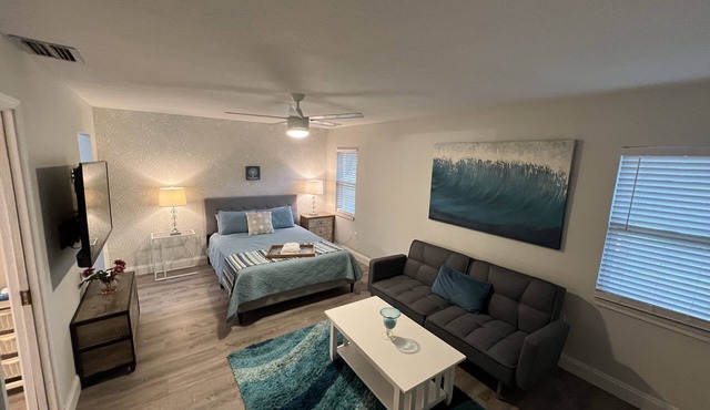 Quiet Waterview Oasis - 10 minutes to Anna Maria Island