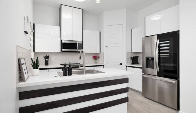 Quinta Real Townhomes - 5125