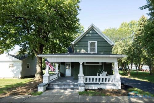 Quintessential Findlay Home