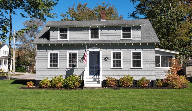 Quintessential Goose Rocks Beach Cottage in Prime Location