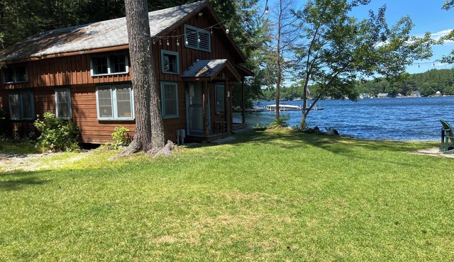 Quintessential Lake House on Winnipesaukee