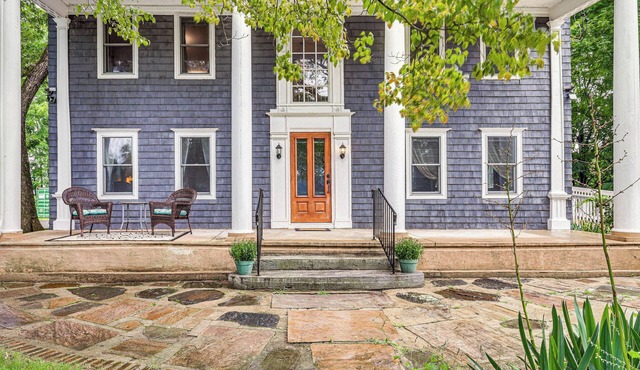 Quintessential New England Home w/Patio & Grill!