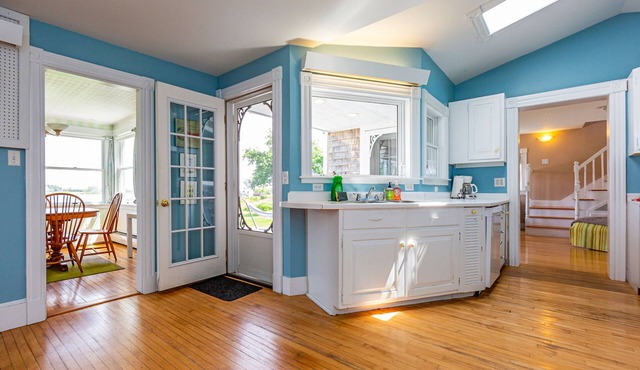 Quintessential Waterfront Cottage on Schoodic Peninsula - Near Acadia