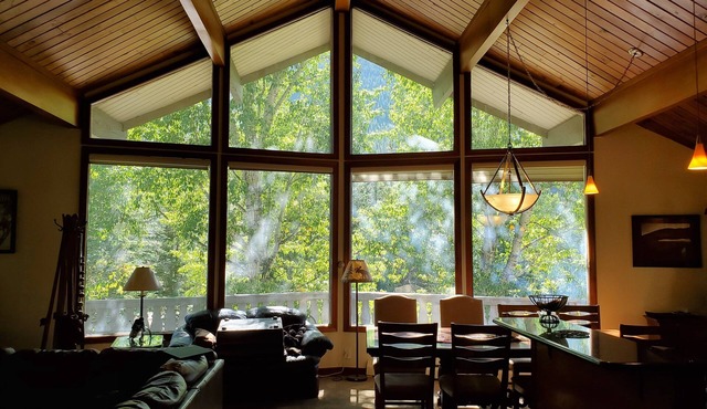 Quintessential Vail Mountain Ski Chalet