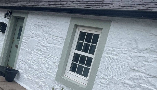 “Quirky Cottage” 2 double rooms