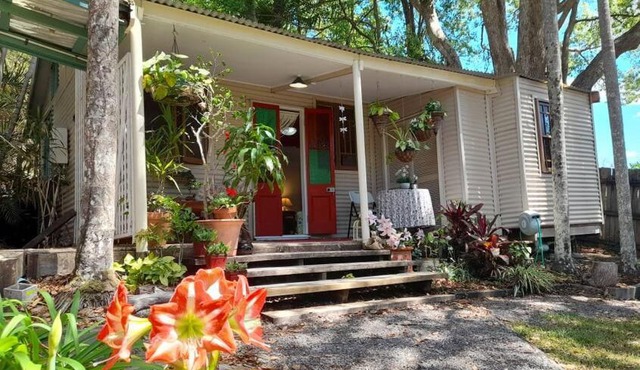 Quirky Cottage in Centre of Maleny, Walk Everywhere