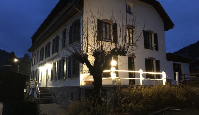 Résidence Gîte de Groupe Dans une Superbe Vallée