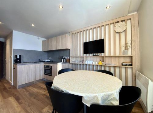 Résidence Joker - VAL THORENS location: Studio cabine entièrement rénové pour 4 personnes au calme MAE-9056