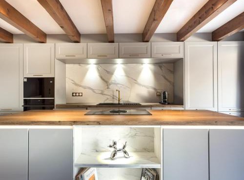 Résidence 90 m2 lumineuse - cour intérieure alsacienne, balcon & parking