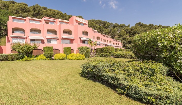 Résidence Pierre & Vacances Saint-Mandrier Les Jardins de la Côte d'Azur