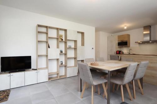 Résidence Hameau Des Reines - Hameau des Reines MAE-9981