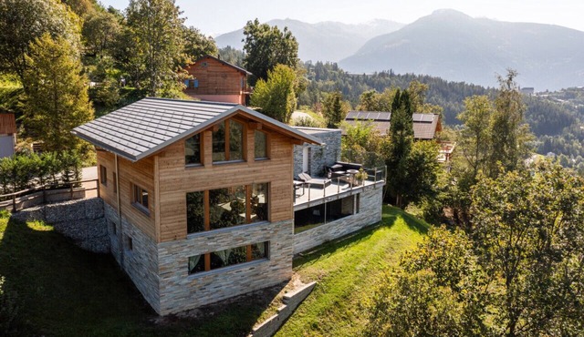 Résidence Moderne Avec Jacuzzi