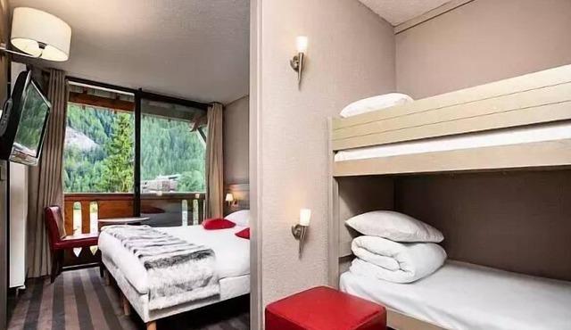 Résidence Pierre & Vacances Les Bergers **** - Apartment sleeps 6 - 1 bedroom + 1 sleeping area - South facing - Renovated