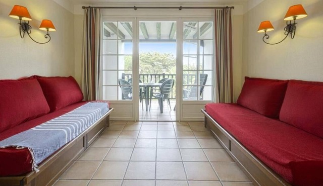 Résidence Pierre & Vacances La Villa Maldagora*** - Apartment for 5 people - 1 bedroom - Terrace or balcony