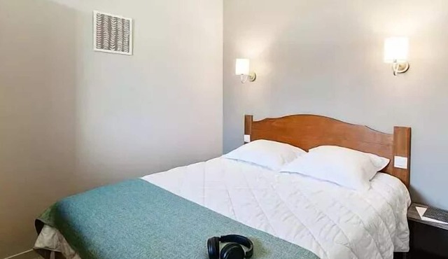 Résidence Pierre & Vacances Les Rives de la Seugne*** - Apartment for 5 people - 1 bedroom - Terrace or balcony