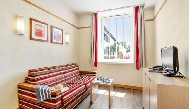 Résidence Pierre & Vacances Le Moulin des Cordeliers *** - Two-Room Apartment 4 People Standard