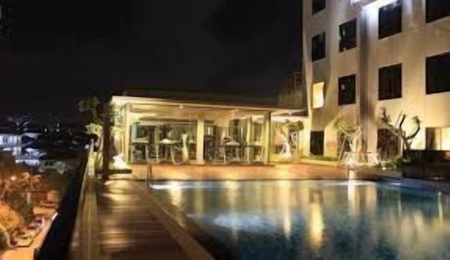 R 1162 Siska’s Superior Room With Break Fast, Pool View & Electronic Locks