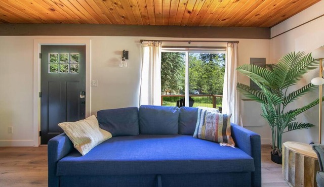 R & R Chalet at Mt. Rainier