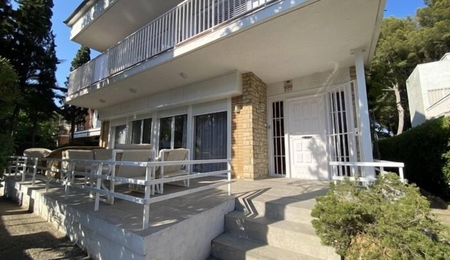 R31 Villa en la Playa de Coma-ruga