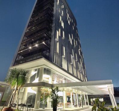 Ra Premiere Simatupang
