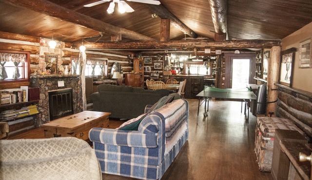 Rabbit Den of Bunnylane Cabins "Pay it Forward"