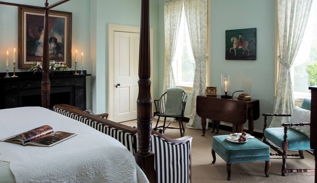 Rachael's Dowry Bed & Breakfast - The Audrey Genevieve Suite