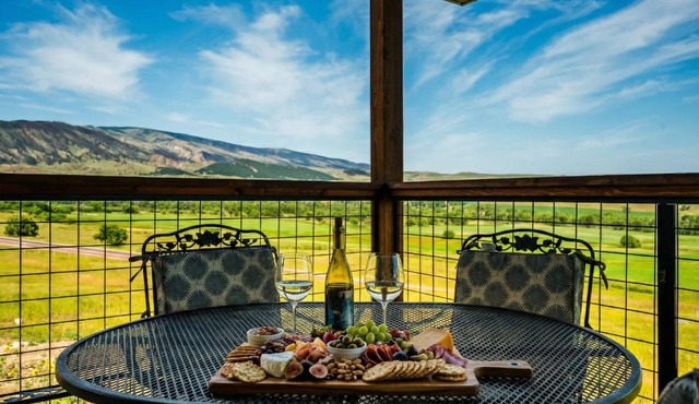 Rachael's Place | Mountain Views, Adventure Base