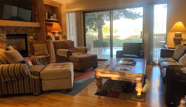 Racquet Club Condo-Park Meadows-Beautiful Mountain Views