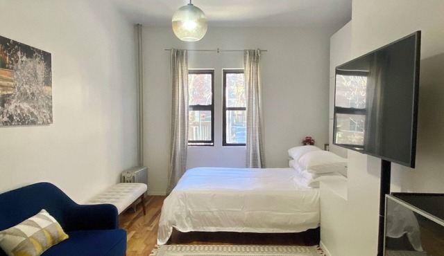 Rad location East Village NYC studio apartment