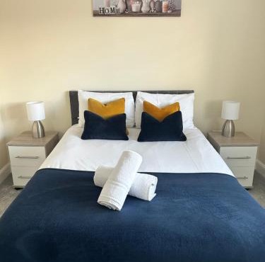 Radbourne House - Spacious 2 Bed, Home from Home in Derby