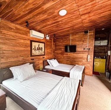 Radefa Cabin