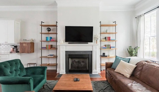 Radiant Estate in the Heart of Savannah