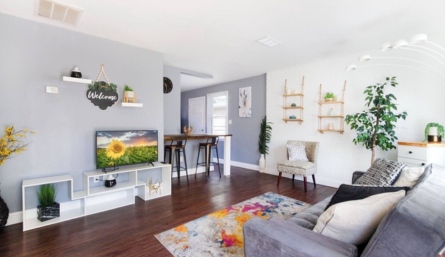 Radiant Hideaway with ShellCrestCorp Apt 102