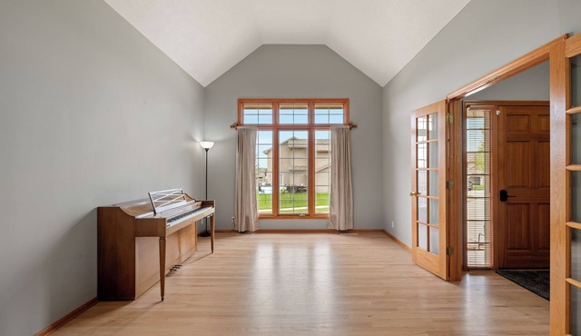 Radiant Oaks Retreat - Pool - Hot tub - Game Room - Family Home