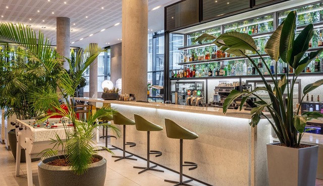 Radisson Blu CDG Airport Terminal Hotel, Paris