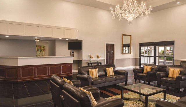 Radisson Hotel and Conference Center Rockford